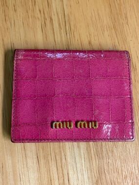 Miu Miu Fuchsia Patent Leather Card Case with Gold Logo